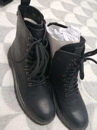 Botas tipo martens 40