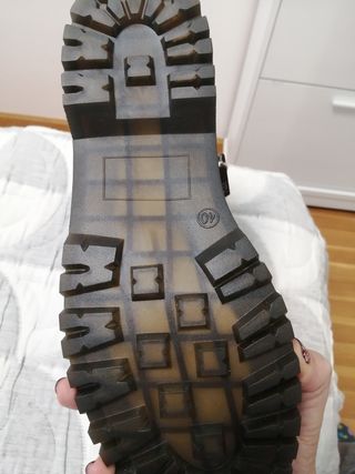 Botas tipo martens 40