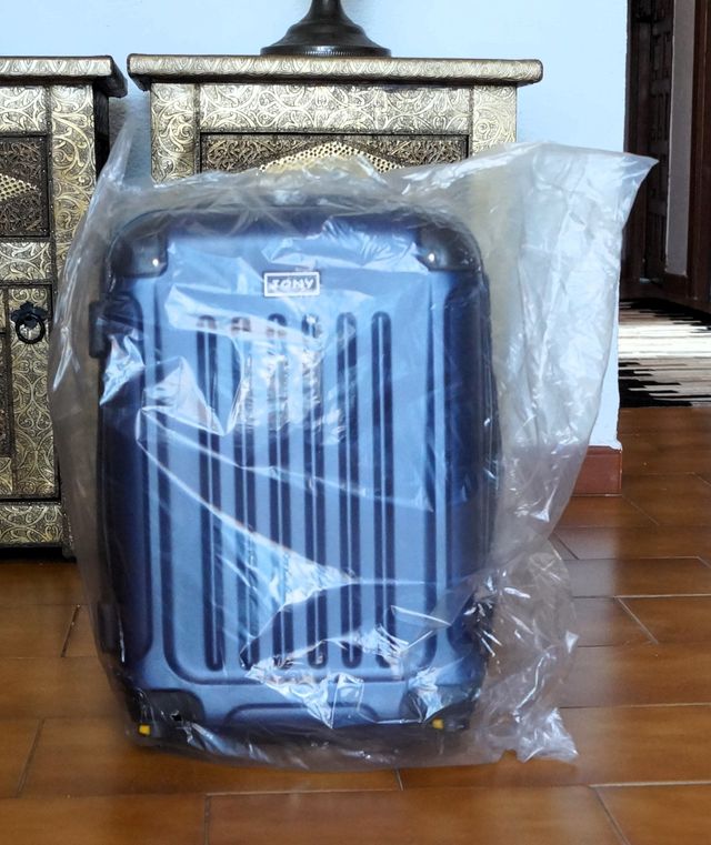 Set Maleta Cabina y Neceser 8 Ruedas Giratorias