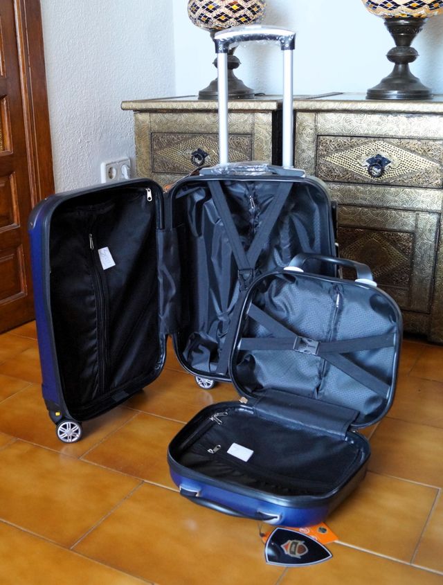 Set Maleta Cabina y Neceser 8 Ruedas Giratorias