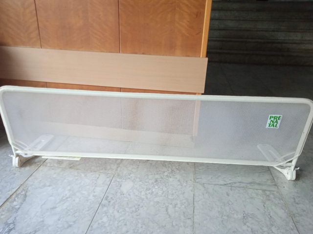 Barandilla cama bebé 