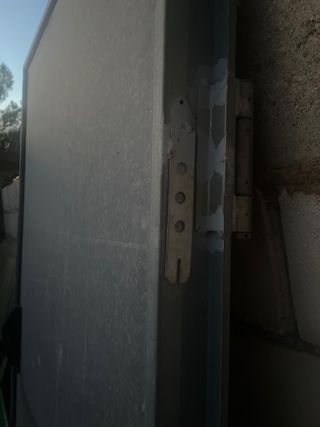 PUERTA DE SEGURIDAD