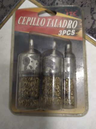 Juego de tres cepillos taladro de alambr