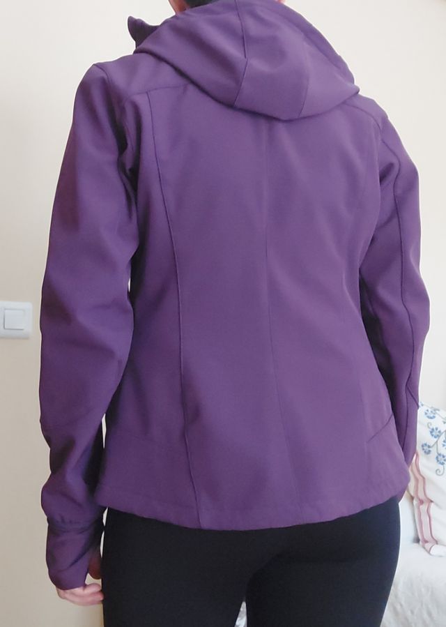 Chaqueta deportiva Quechua (Talla M)