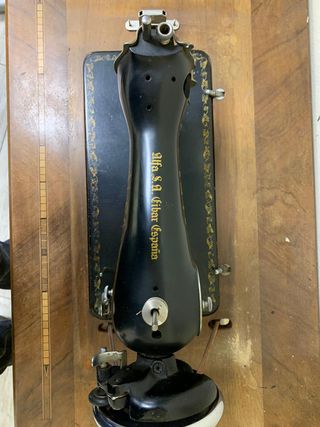 MAQUINA COSER ALFA ANTIGUA