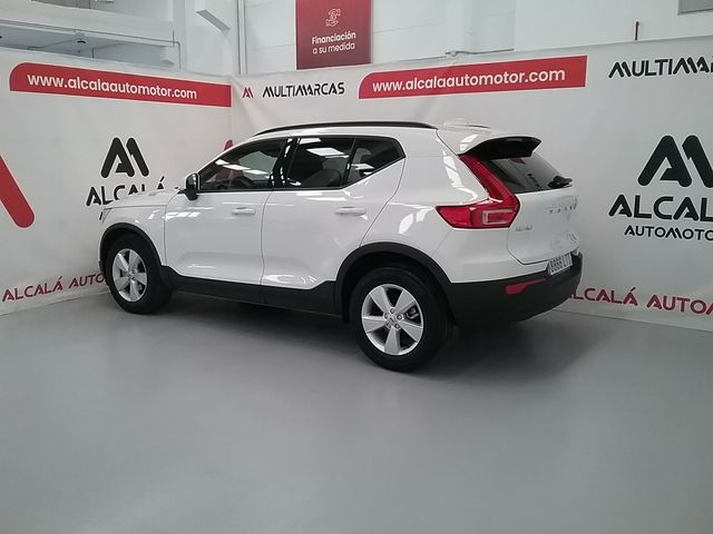 Volvo XC40 2021