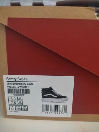 Vans Sentry sk8 Hi 38