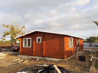 Se venden casas de madera