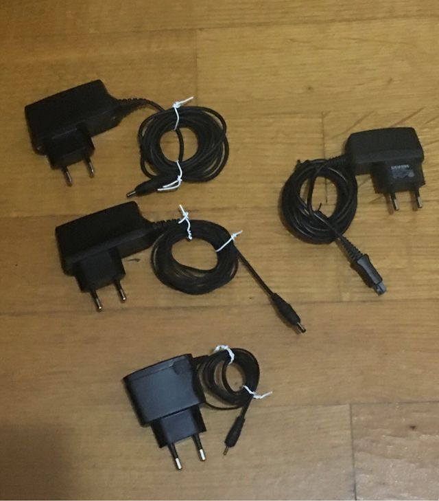 alimentatori per telefoni NOKIA SIEMENS