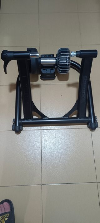 Rodillo hidráulico para entrenar bici