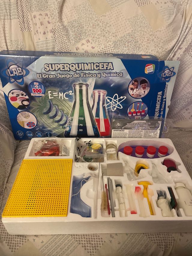 Gran juego de fisica y quimica superquimicefa