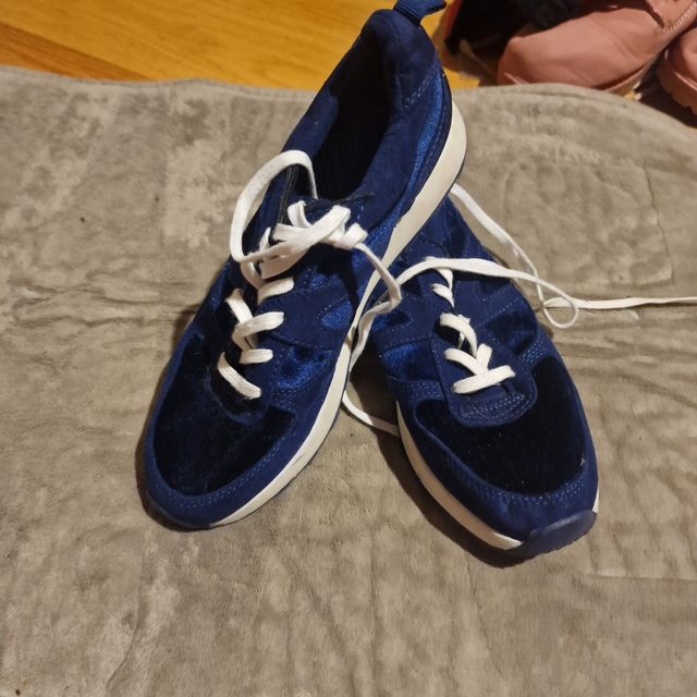 Zapatillas azules
