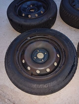 Llantas con neumático de invierno 