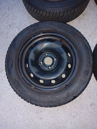Llantas con neumático de invierno 
