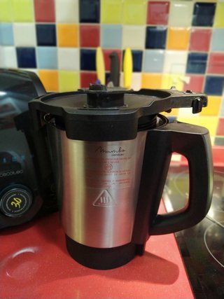 Robot de cocina Mambo 9590