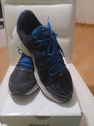Zapatillas nike autentica #41