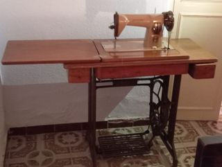 Máquina de coser antigua Singer