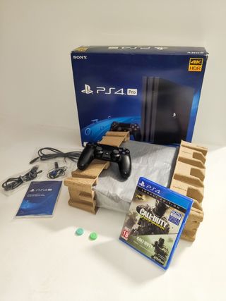 PlayStation 4 Pro 1TB (NUEVA)