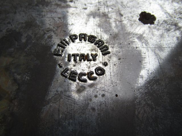 Grande scatola di latta Pagani vintage