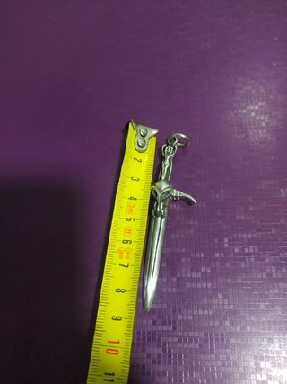Colgante plata espada