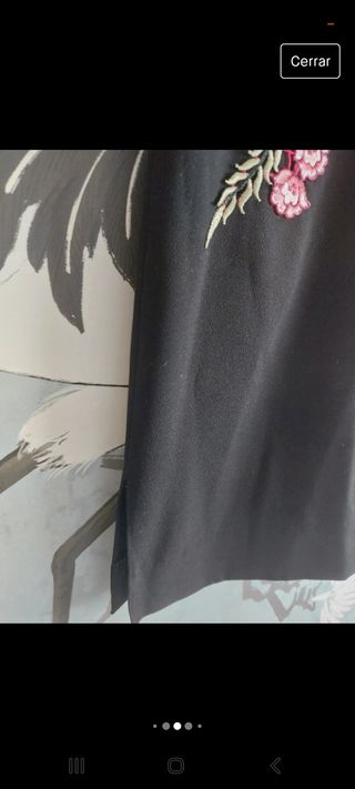 Vestido con flores bordada Zar