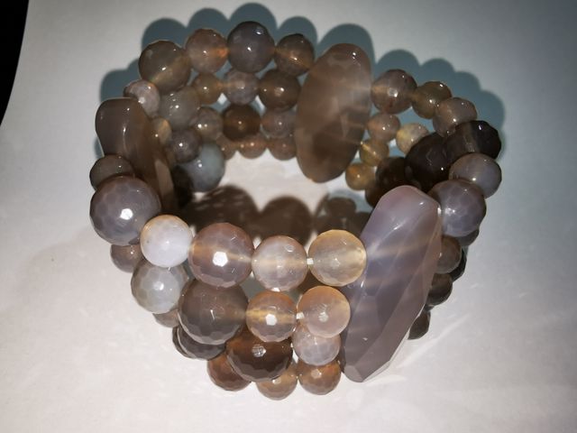 Bracciale di quarzo grigio naturale