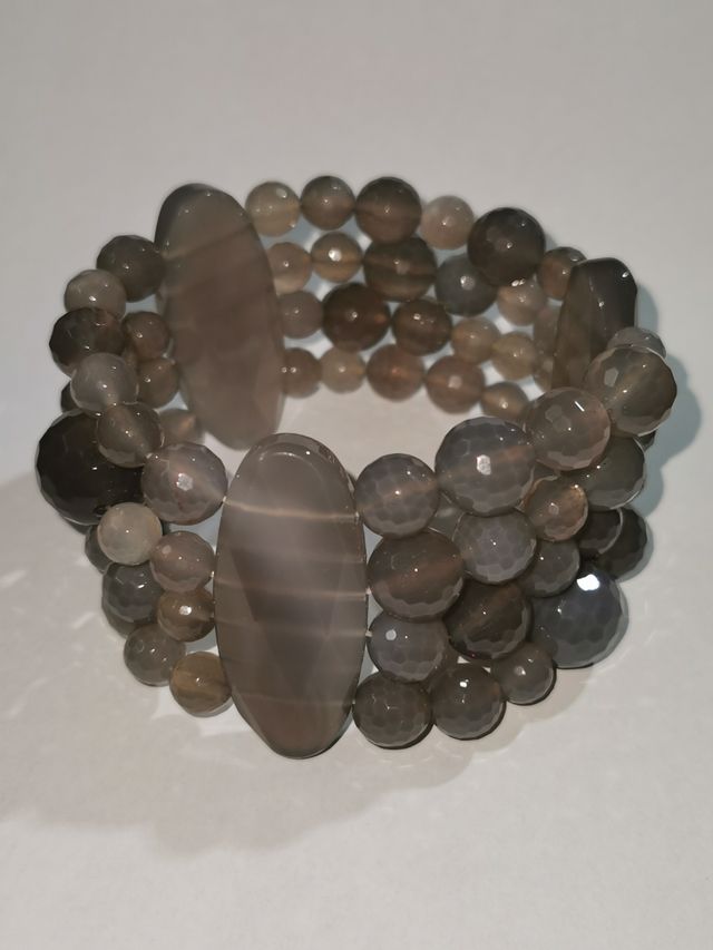 Bracciale di quarzo grigio naturale