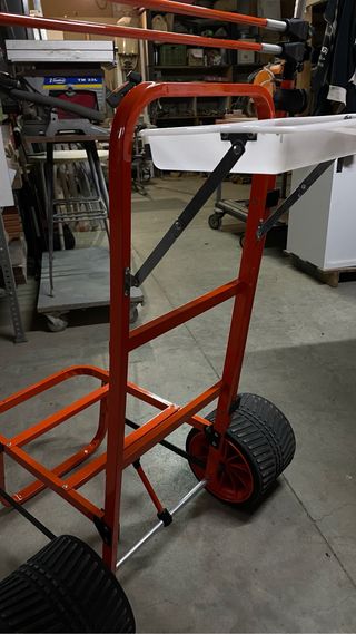 Se pintan carro de pesca