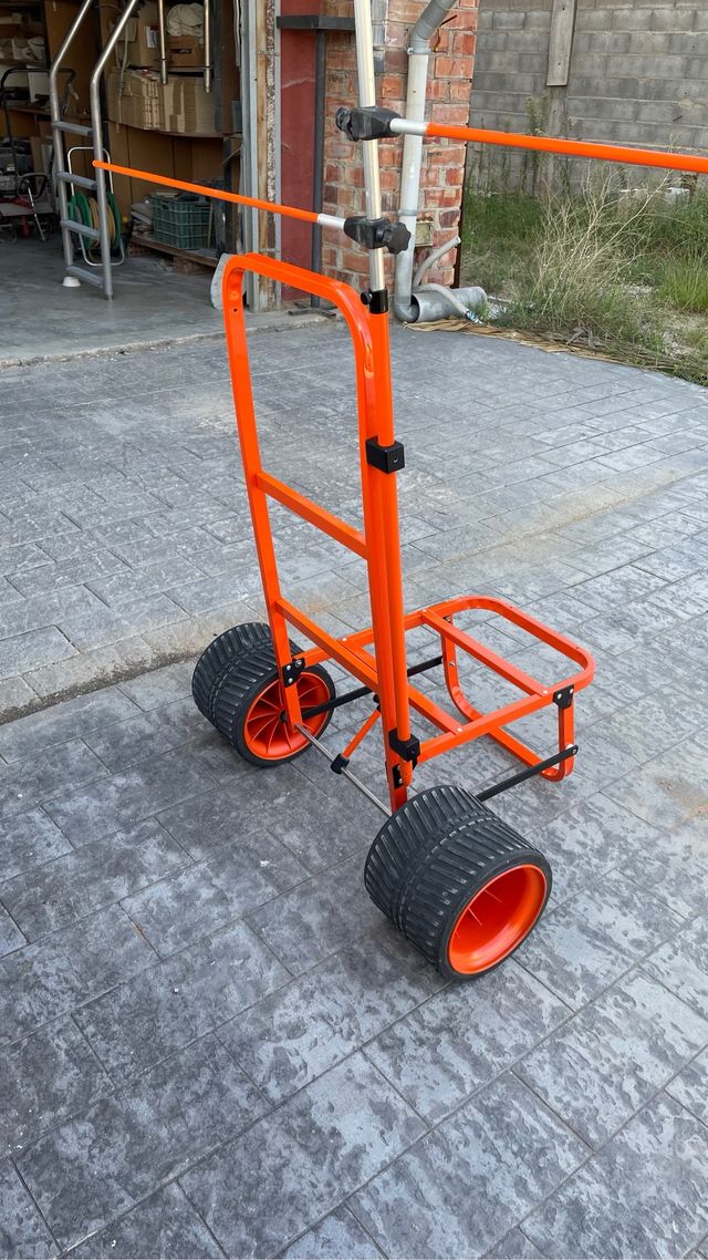 Se pintan carro de pesca