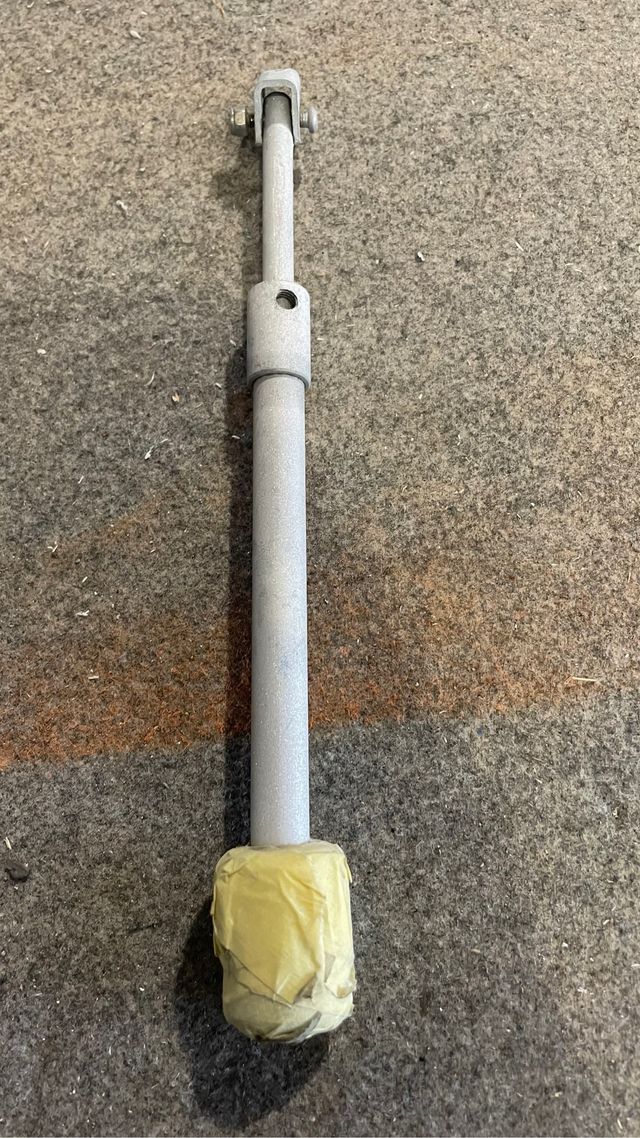 Se pintan carro de pesca