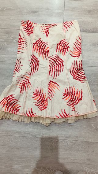 Falda Purificación García