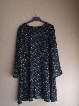 Vestido de flores de Mango