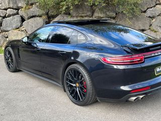 Porsche Panamera 4S DIÉSEL 421cv " APROVEED Y PANO
