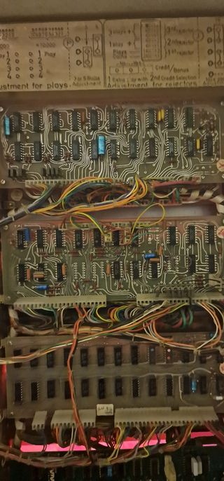 Pinball criterium 75