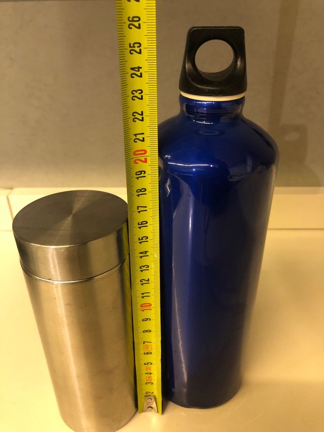 botella y termo de aluminio