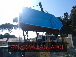 Piscina de poliéster 6x3. 2.760 €