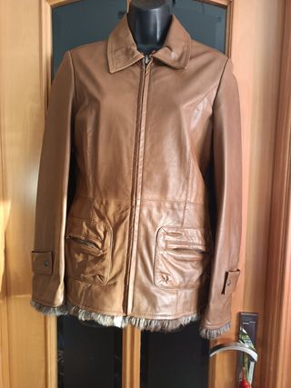 chaqueta de cuero Camel talla M. nueva