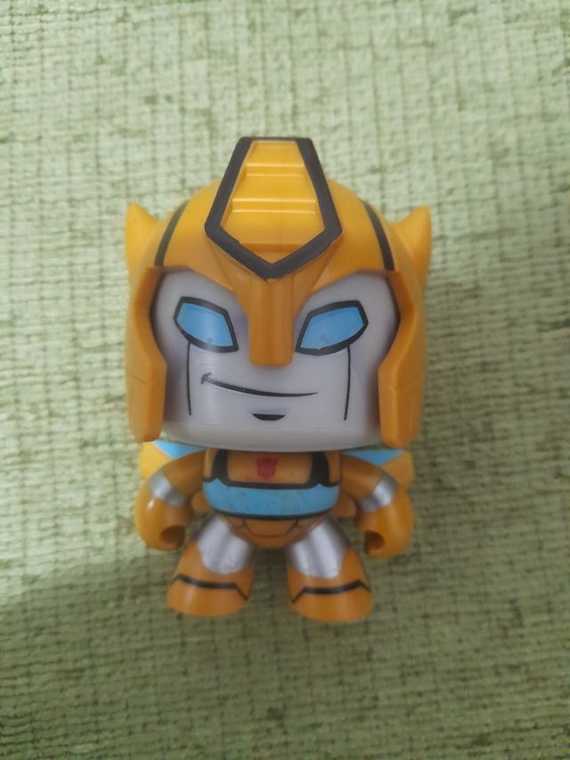 Transformer Mighty Mugg Bumblebee push-and-turn