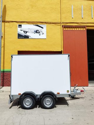 Remolque caja cerrada 2500x1850x1800mm