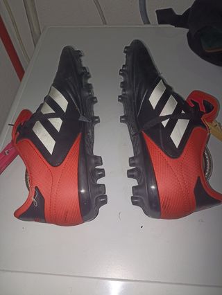 Fotas de fútbol Adidas talla 41 