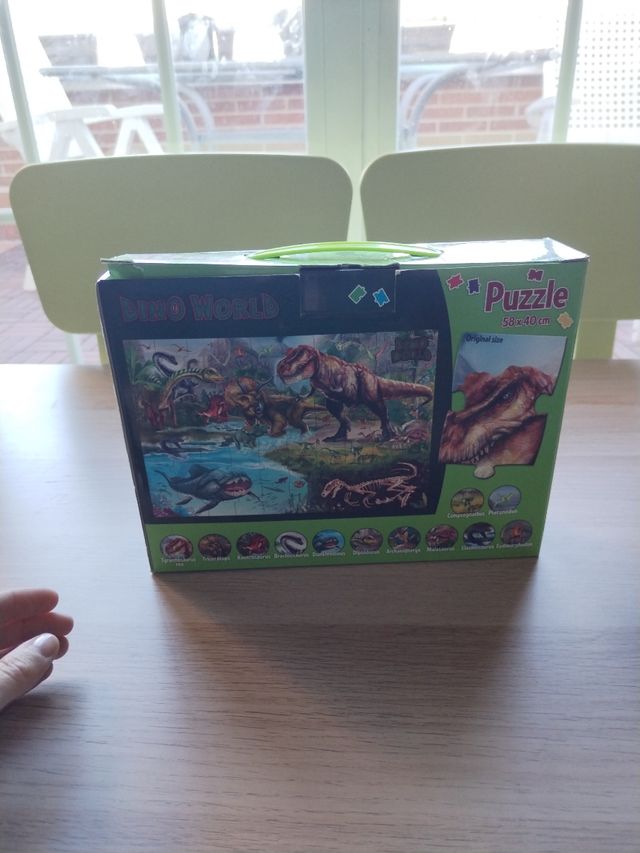 Puzzle DINO WORLD