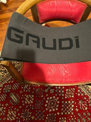 Sciarpa Gaudi nera