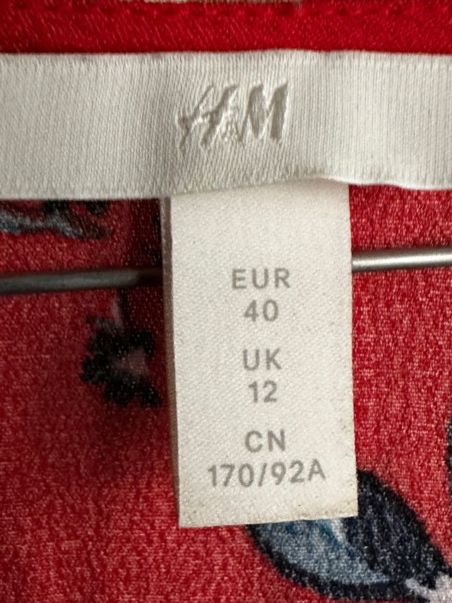Camicetta fantasia floreale H&M fondo rosso
