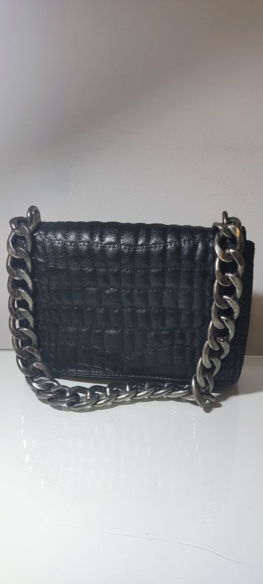 Bolso Zara negro al hombro cocodrilo Nuevo