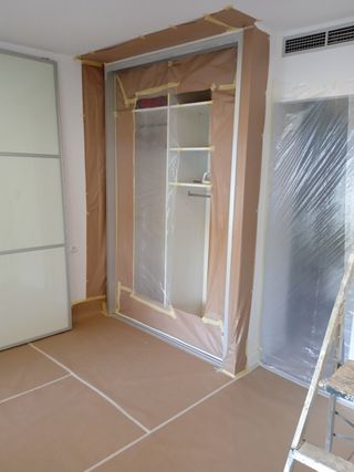 LACAR ARMARIO CON CRISTALERA