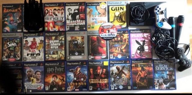 PLAY STATION CON 20 JUEGOS Y SINGSTAR