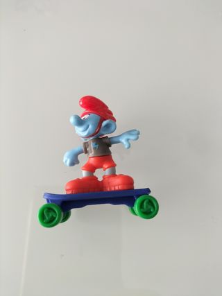 I Puffi in città. Personaggi Kinder