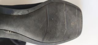 Botas altas de tacón negras