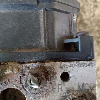 MODULO ABS TOYOTA AVENSIS 2.2 AÑO 2006