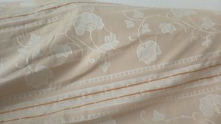 2 Cortinas y complementos amarillo pastel mostaza